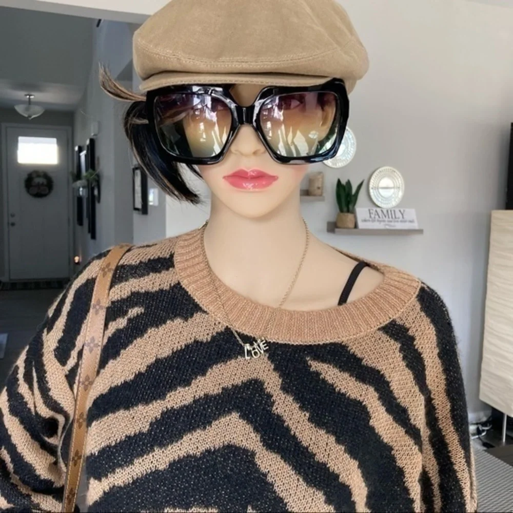 💋 American Eagle 🦅 oversized Animal print zebra 🦓 sweater - XS